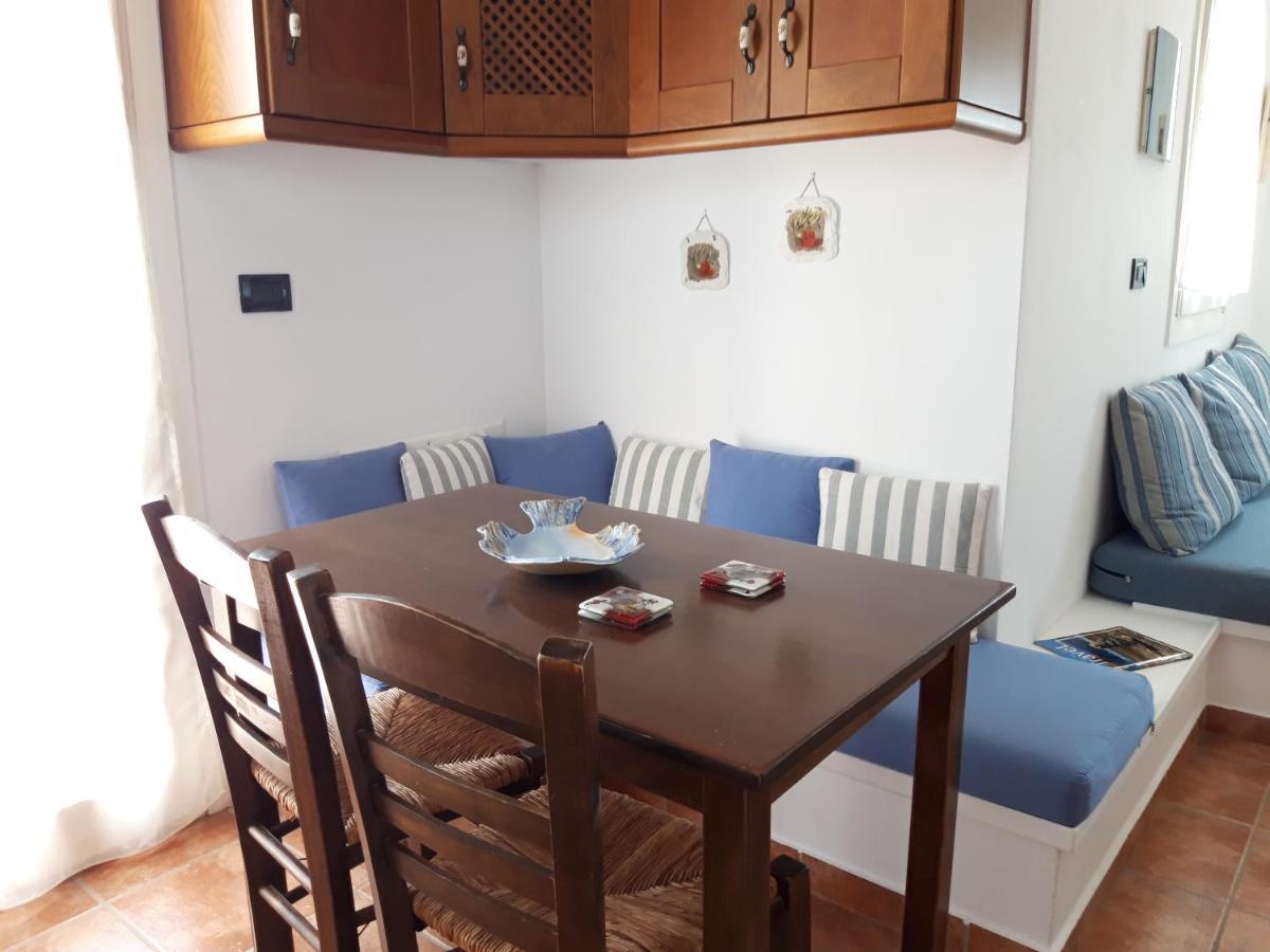 Akitos Maisonette 阿达玛斯 外观 照片